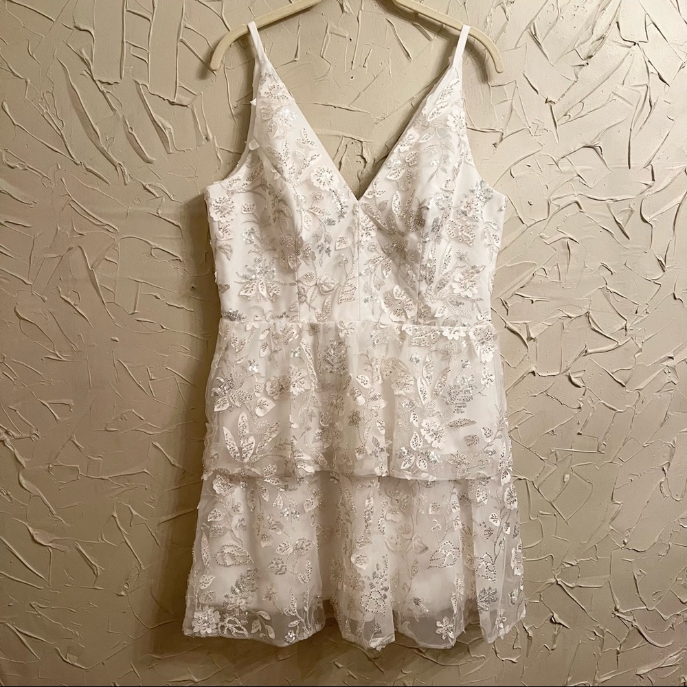 Dress The Population Autumn Floral Beaded White Dress Tiered Skirt